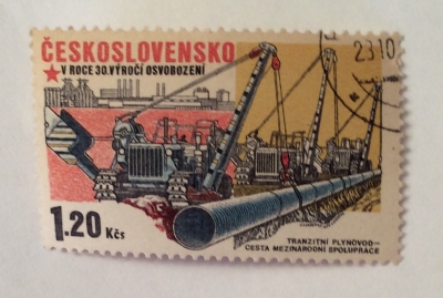 Почтовая марка Чехословакия (Ceskoslovensko ) Construction of Friendship pipeline | Год выпуска 1975 | Код каталога Михеля (Michel) CS 2288