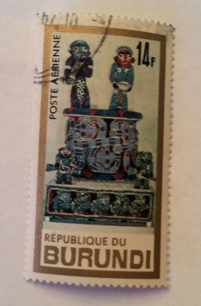 Почтовая марка Бурунди (Republique du Burundi) Sultan´s throne of Bamum-tribe | Год выпуска 1967 | Код каталога Михеля (Michel) BI 341-2