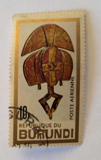 Почтовая марка Бурунди (Republique du Burundi) Deathghost of Bakota-tribe | Год выпуска 1967 | Код каталога Михеля (Michel) BI 340