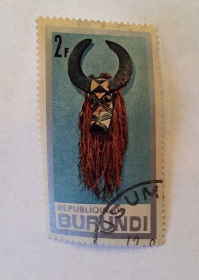 Почтовая марка Бурунди (Republique du Burundi) Buffalomask | Год выпуска 1967 | Код каталога Михеля (Michel) BI 338
