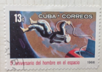 Почтовая марка Куба (Cuba correos) Leonov in Space | Год выпуска 1966 | Код каталога Михеля (Michel) CU 1159