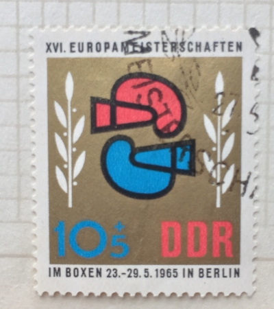 Почтовая марка ГДР (DDR) Boxing Gloves | Год выпуска 1965 | Код каталога Михеля (Michel) DD 1100