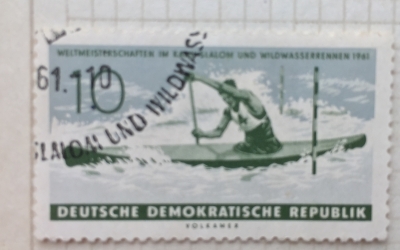 Почтовая марка ГДР (DDR) Canoe | Год выпуска 1961 | Код каталога Михеля (Michel) DD 839