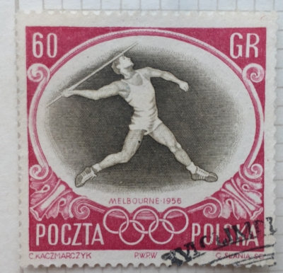 Почтовая марка Польша (Polska) Javelin throw | Год выпуска 1956 | Код каталога Михеля (Michel) PL 988