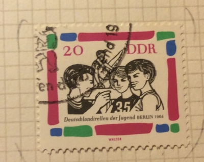 Почтовая марка ГДР (DDR) Youth meeting | Год выпуска 1964 | Код каталога Михеля (Michel) DD 1023