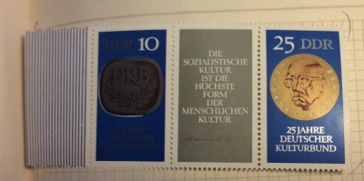 Почтовая марка ГДР (DDR) Badges | Год выпуска 1970 | Код каталога Михеля (Michel) DD 1592