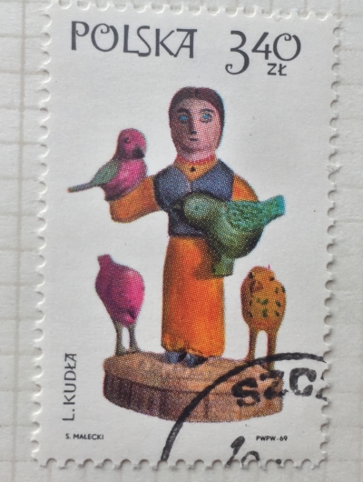 Почтовая марка Польша (Polska) Woman with birds | Год выпуска 1969 | Код каталога Михеля (Michel) PL 1976