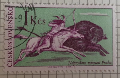 Почтовая марка Чехословакия (Ceskoslovensko) Indian on horseback hunting buffalo | Год выпуска 1966 | Код каталога Михеля (Michel) CS 1633