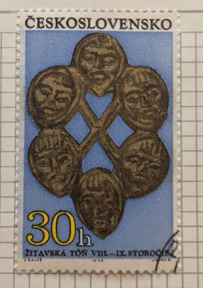 Почтовая марка Чехословакия (Ceskoslovensko) Gilt ornament with 6 masks (8.-9th cent.) | Год выпуска 1969 | Код каталога Михеля (Michel) CS 1899