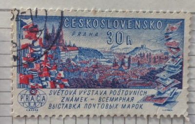 Почтовая марка Чехословакия (Ceskoslovensko ) View of Prague, flags and stamps | Год выпуска 1961 | Код каталога Михеля (Michel) CS 1294