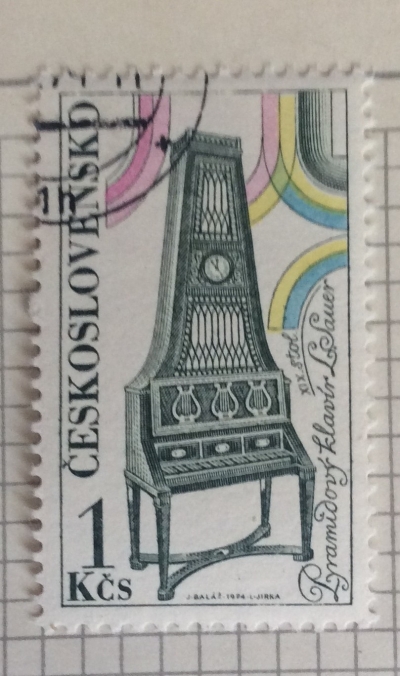Почтовая марка Чехословакия (Ceskoslovensko ) Pyramid piano | Год выпуска 1974 | Код каталога Михеля (Michel) CS 2206