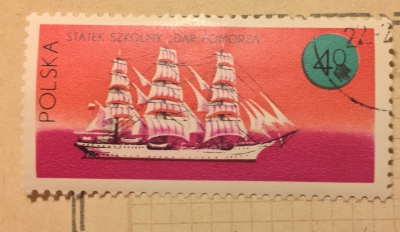 Почтовая марка Польша (Polska) School Sailing Ship Dar Pomorza | Год выпуска 1971 | Код каталога Михеля (Michel) PL 2050