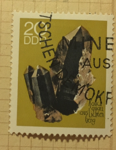 Почтовая марка ГДР (DDR) Smoky quartz of bright stone | Год выпуска 1969 | Код каталога Михеля (Michel) DD 1471