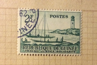 Почтовая марка Республика Гвинея (Rebulique de Guinee) Ships and lighthouse | Год выпуска 1959 | Код каталога Михеля (Michel) GN 9