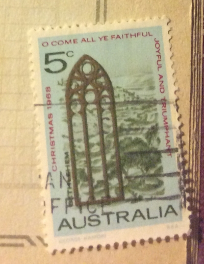 Почтовая марка Австралия (Postage Australia) Gothic lancet window in front of the landscape of Bethlehem | Год выпуска 1968 | Код каталога Михеля (Michel) AU 409-2