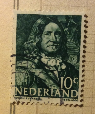 Почтовая марка Нидерланды (Nederland) Johan Evertsen (1600-66) admiral | Год выпуска 1943 | Код каталога Михеля (Michel) NL 413