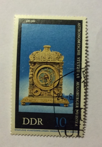 Почтовая марка ГДР (DDR) Stutzuhr | Год выпуска 1975 | Код каталога Михеля (Michel) DD 2056