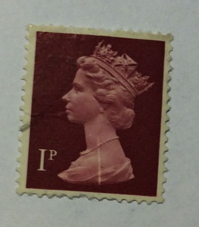 Почтовая марка Великобритания (United Kingdom) Queen Elizabeth II - Decimal Machin | Год выпуска 1971 | Код каталога Михеля (Michel) GB 562C