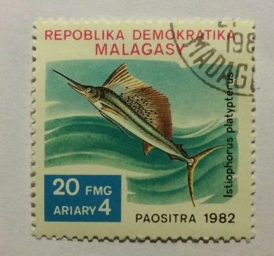 Почтовая марка Мадагаскар (Repoblika Malagasy) Indo-Pacific Sailfish (Istiophorus platypterus) | Год выпуска 1982 | Код каталога Михеля (Michel) MG 908